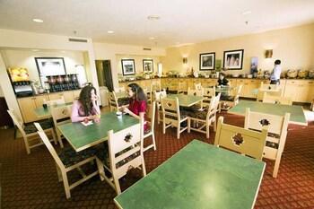 Fairfield & By Marriott